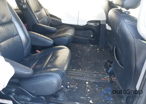 2018 Toyota Sienna Se 8 Passenger from USA, damaged, VIN 5TDXZ3DC2JS952619